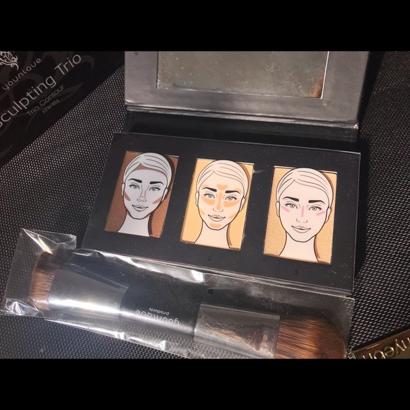 Younique sculpting trio new